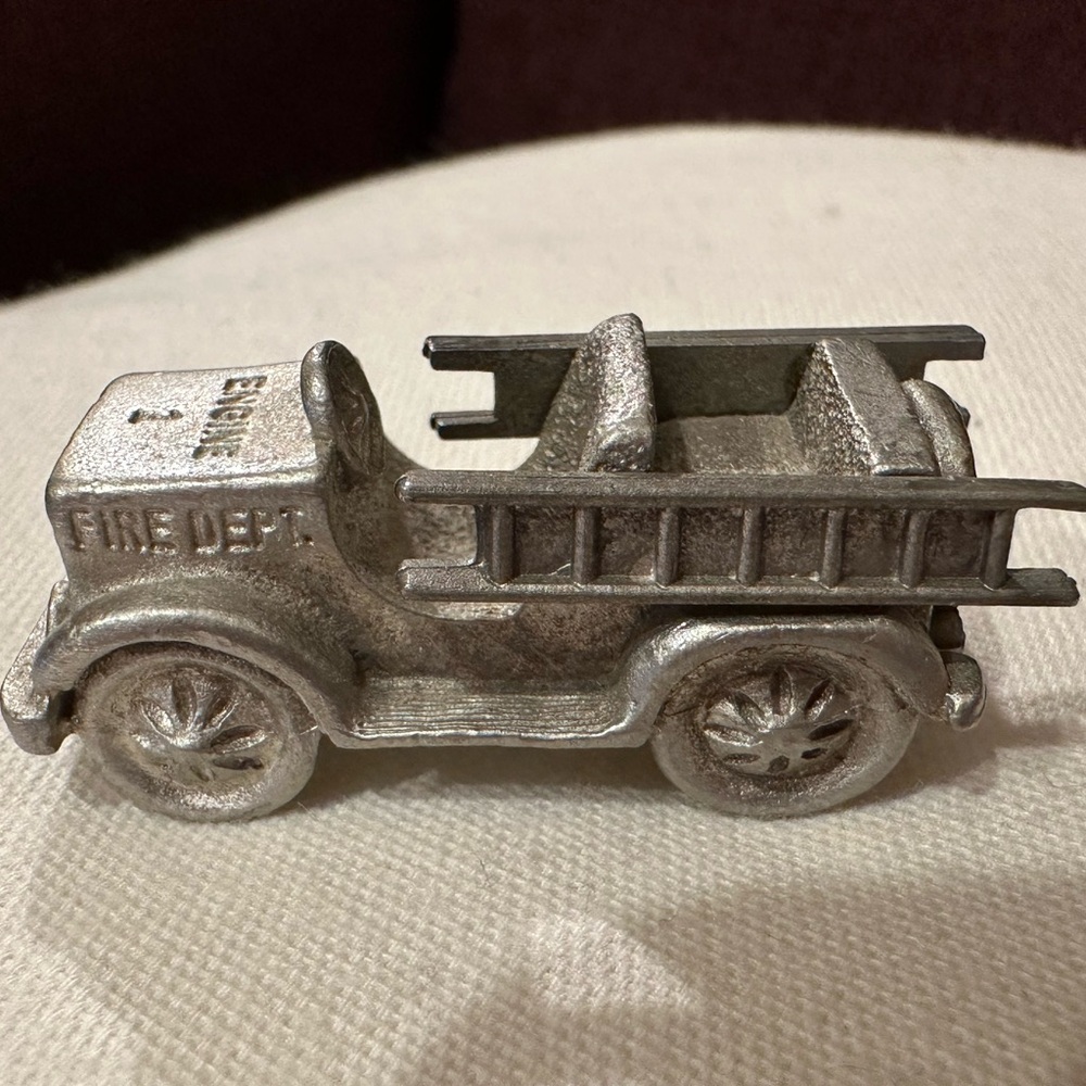 Spoontiques Pewter Fire Truck